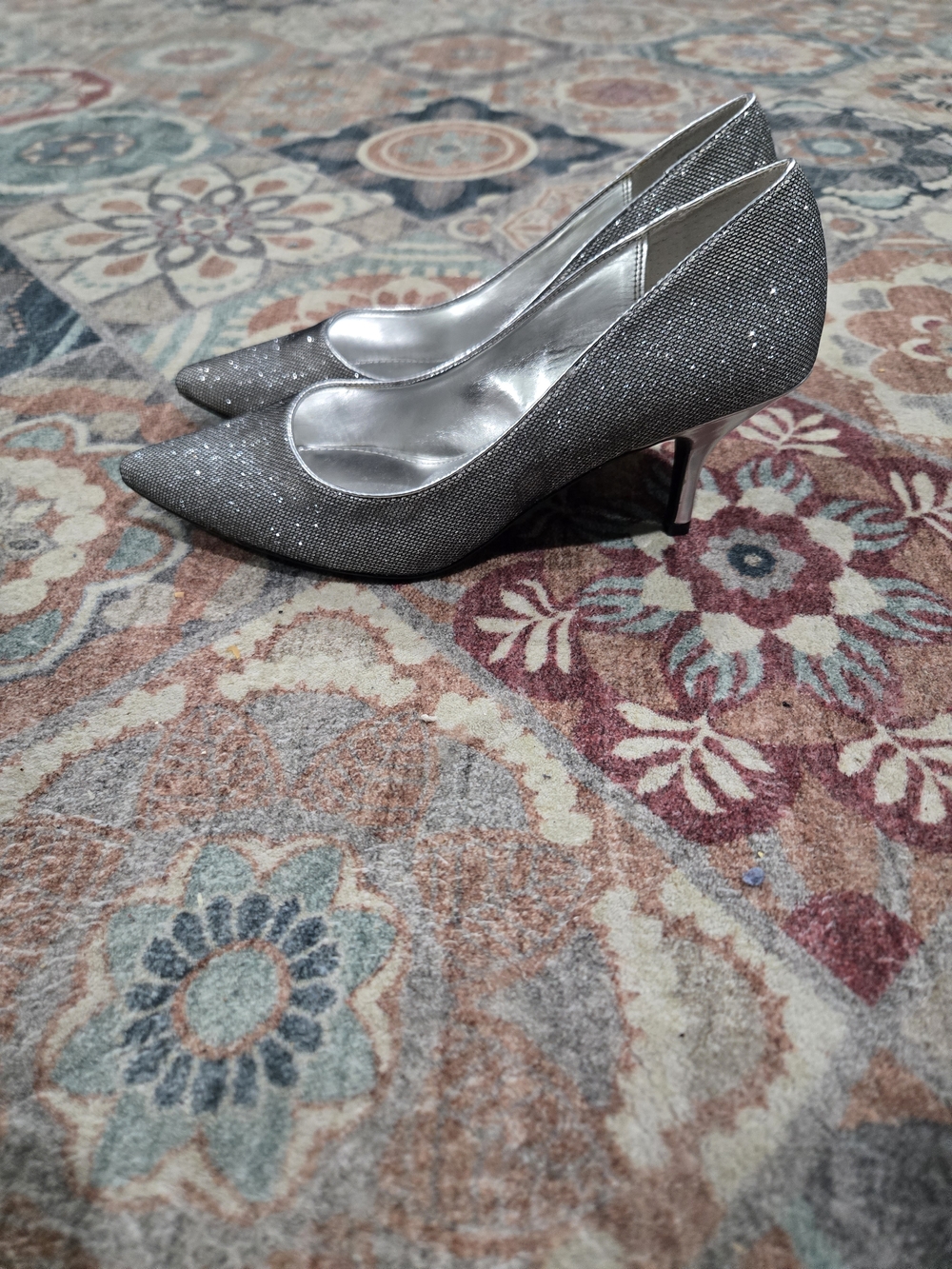 Metaphor Silver Glitter Pointed-Toe Women's 7 Heels